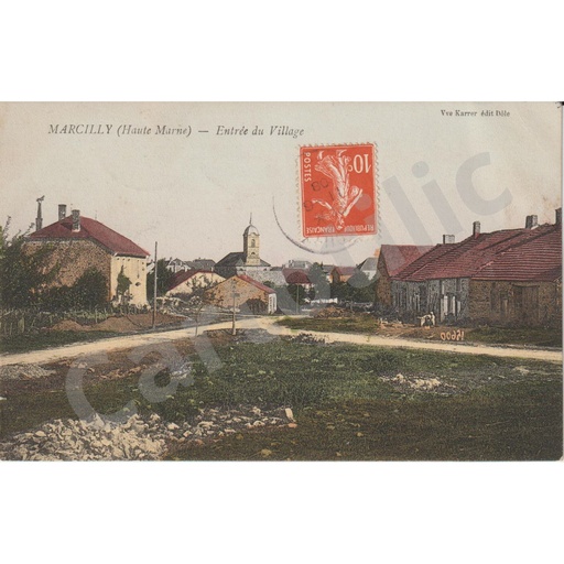 (52) - Marcilly en Bassigny - Entrée du Village